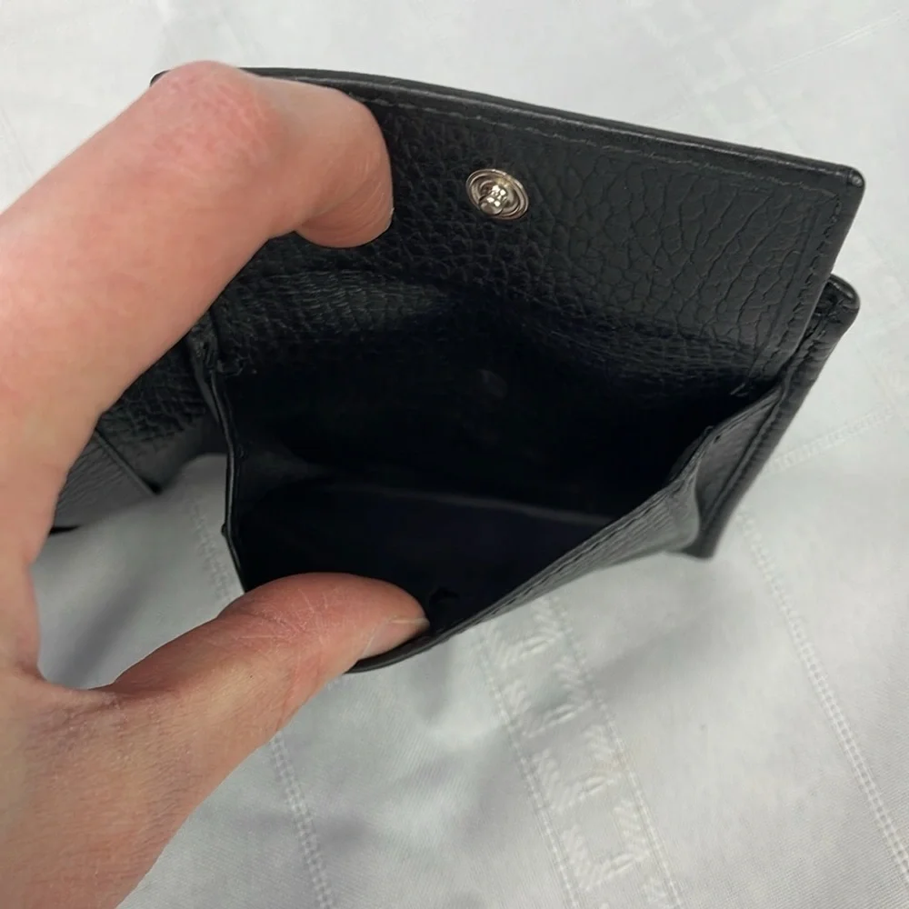 Gucci Bifold Compact Wallet GG Guccissima Monogram Canvas Black Web Tab